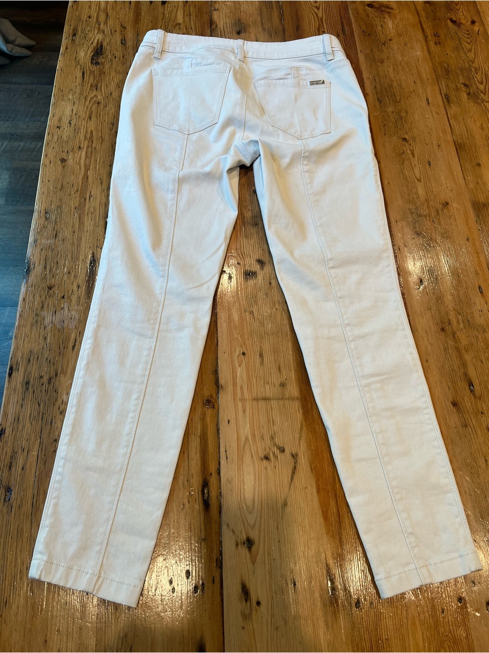White House Black Market High-Rise Button-Front Jeans in Off-White - Picture 5 of 8